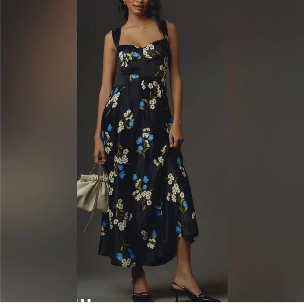 Maeve by Anthropologie - sleeveless seamed midi slip dress. M